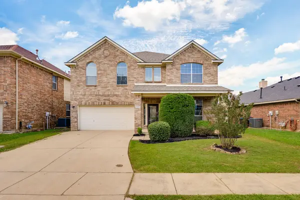 4204 Bridgestone Drive, Fort Worth, TX 76123