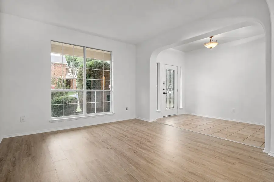 4204 Bridgestone Drive, Fort Worth, TX 76123 - #3