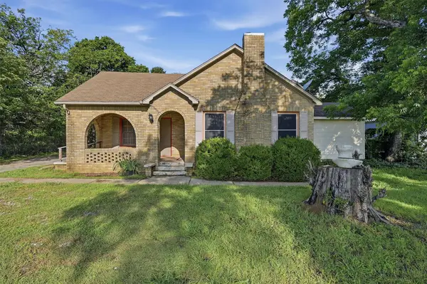 2912 W Morton Street, Denison, TX 75020