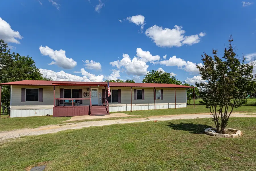 75 Southern Drive, Mineral Wells, TX 76067 - #2