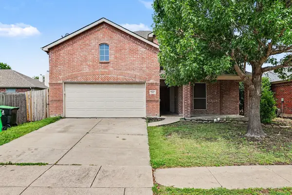 1612 Cardinal Way, Aubrey, TX 76227
