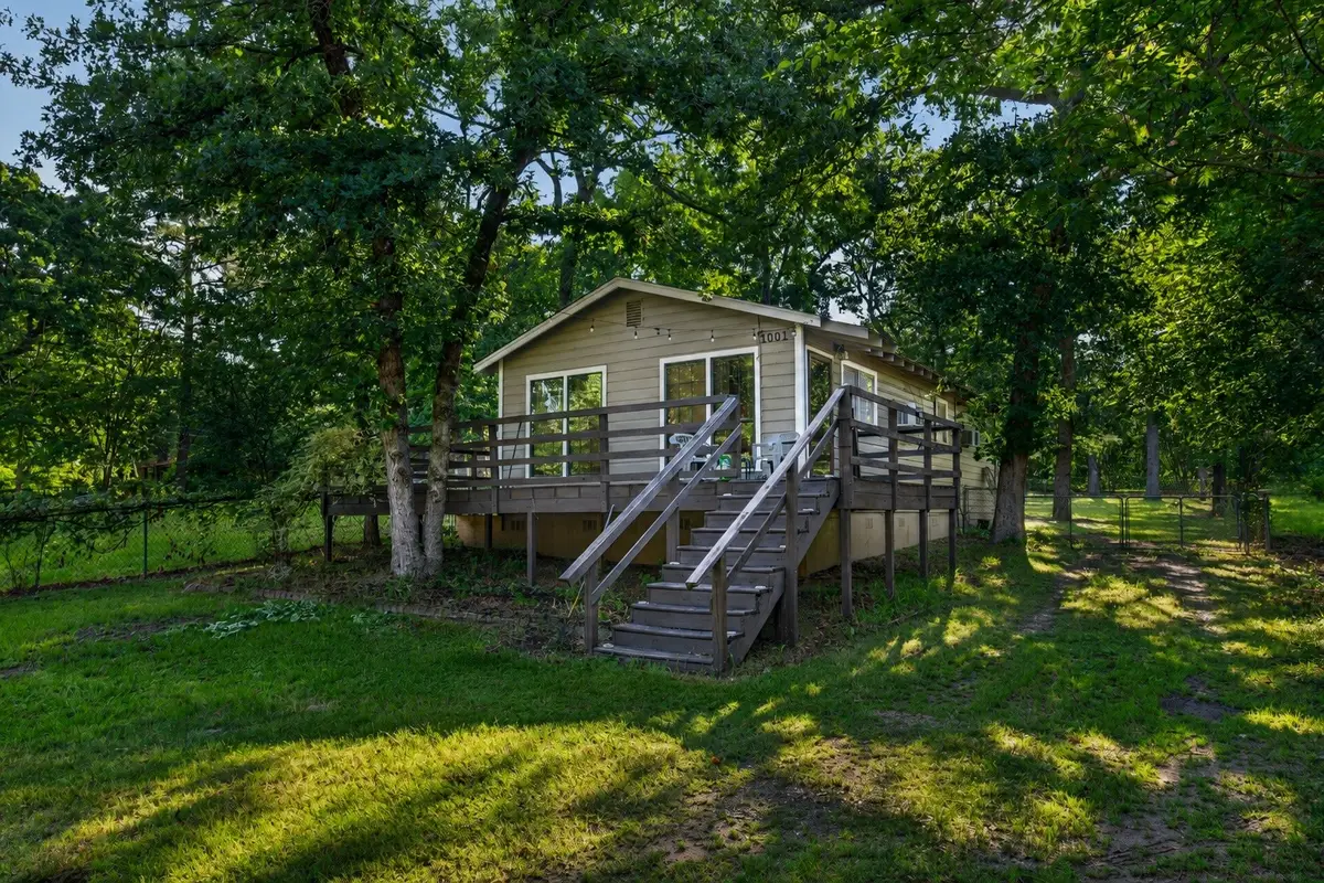 1001 Leaning Oak Drive, Tool, TX 75143 - #1