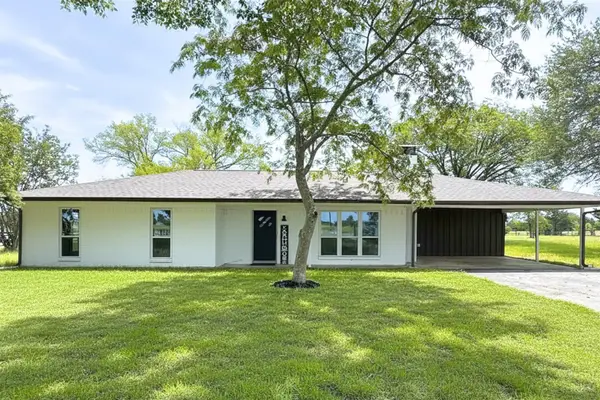 5772 N State Highway 78, Bonham, TX 75418