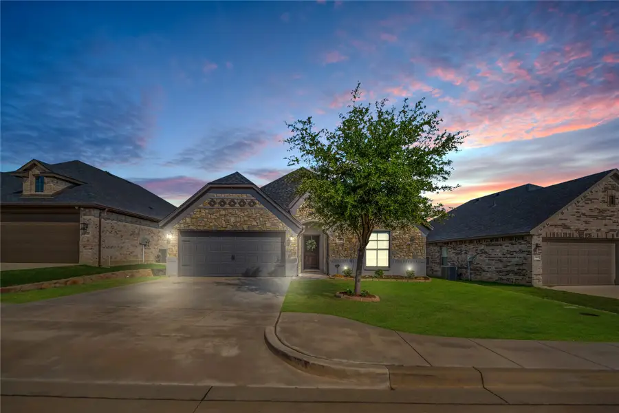 1904 Town Creek Circle, Weatherford, TX 76086 - #2