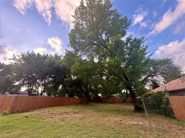 307 Emma Jane Street, Rockwall, TX 75087