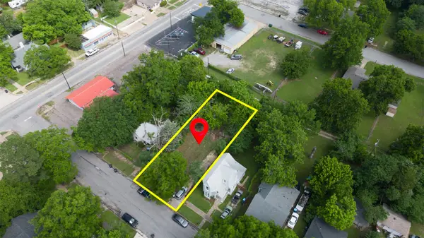 717 W Day Street, Denison, TX 75020