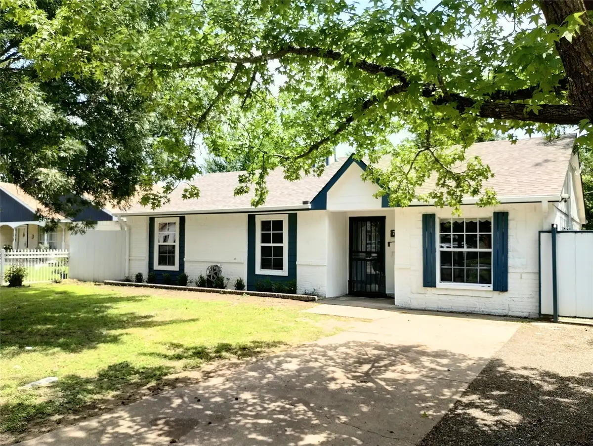 704 Manhattan Drive, Dallas, TX 75217 - #1