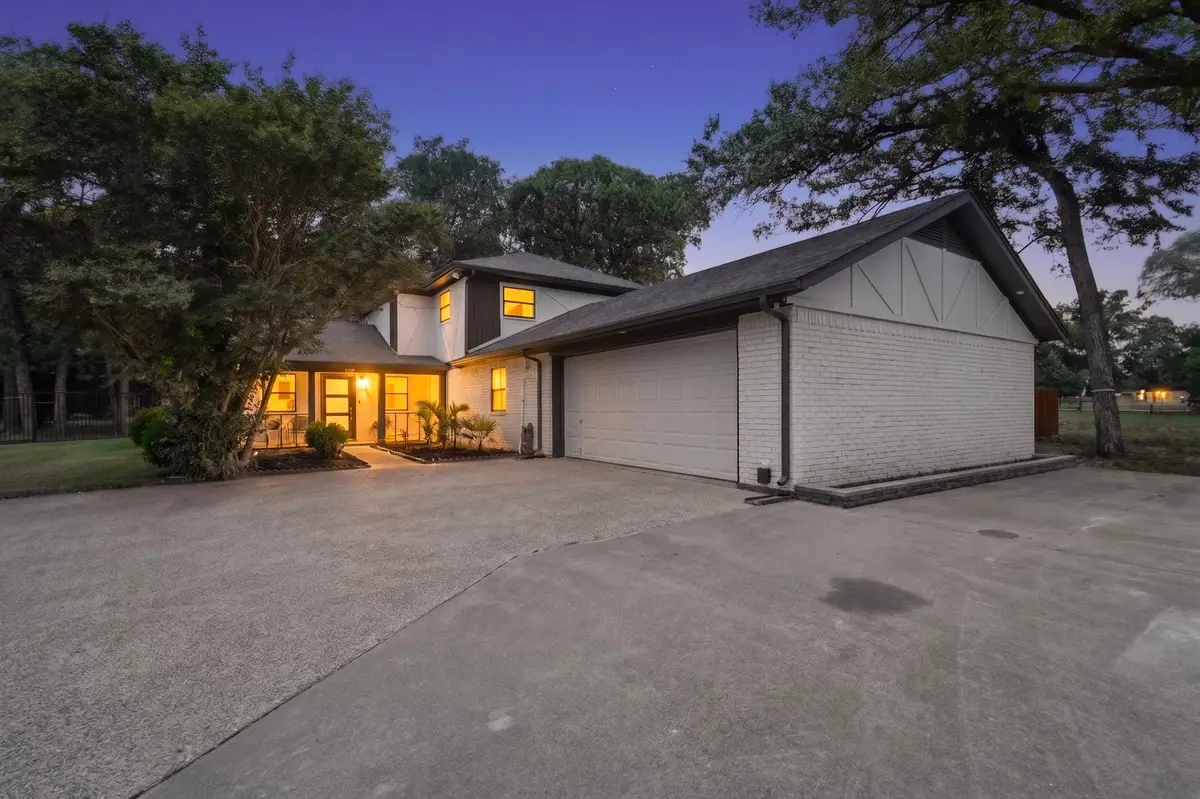 150 S Woodland Trail, Double Oak, TX 75077 - #1