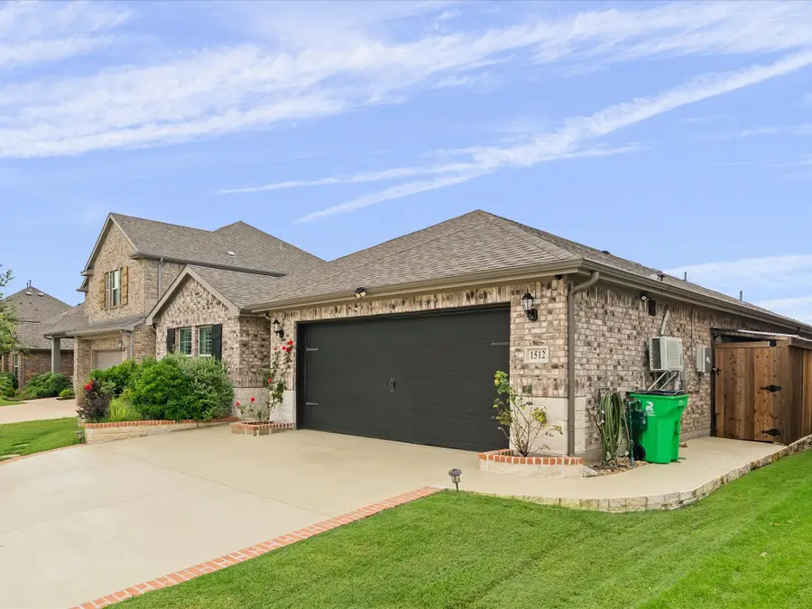 1512 Berry Ridge Trail, Aubrey, TX 76227 - #2