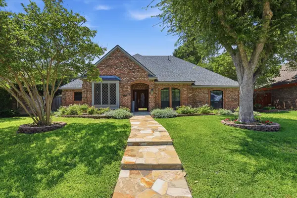 3400 Steven Drive, Plano, TX 75023