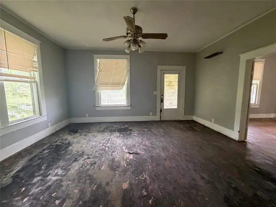 430 Faucett Street, Blossom, TX 75416 - #2