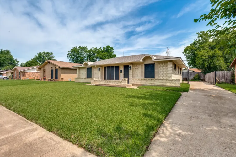 2101 Spanish Trail, Irving, TX 75060 - #2