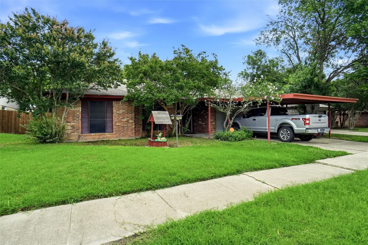 540 Clover Drive, Saginaw, TX 76179 - #1