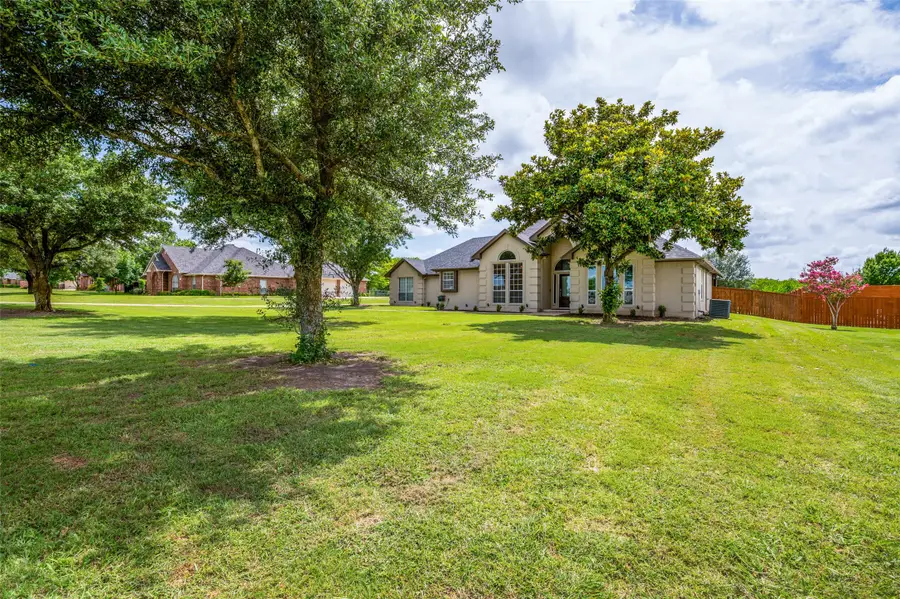 1320 E Highland Road, Waxahachie, TX 75167 - #2