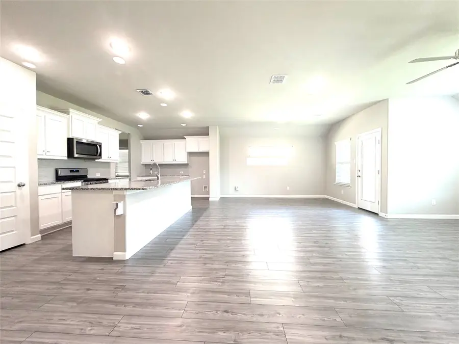 218 Brookview Drive, Lavon, TX 75166 - #2