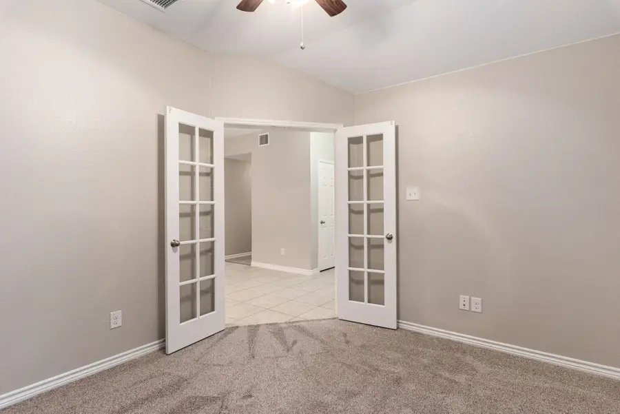 4521 Lakeside Hollow Street, Roanoke, TX 76262 - #3