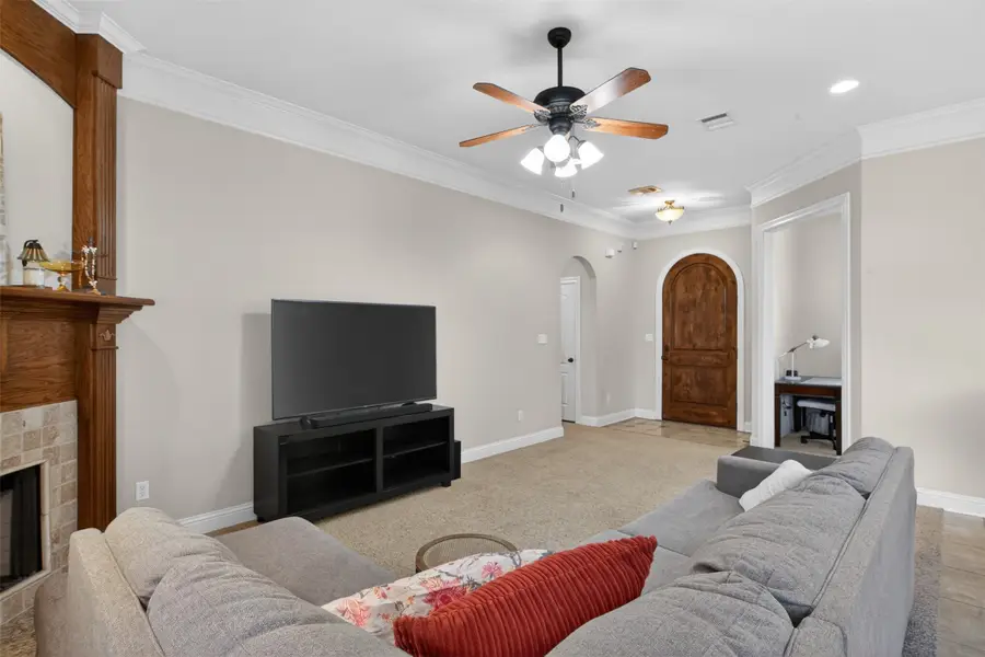 314 N Hampton Street, Haughton, LA 71037 - #3