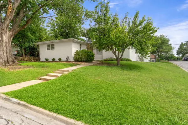 3313 Bilglade Road, Fort Worth, TX 76133
