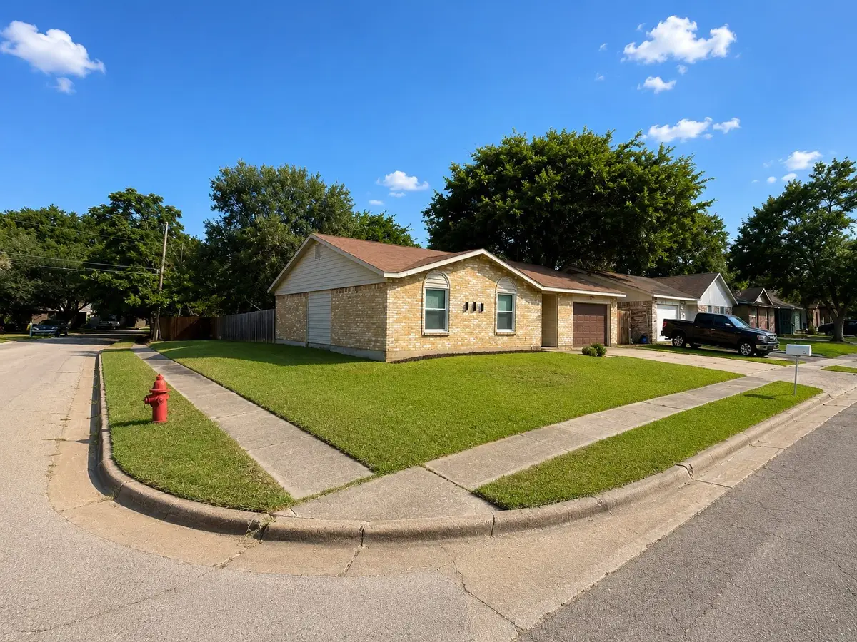 7144 Winchester Road, North Richland Hills, TX 76182 - #1