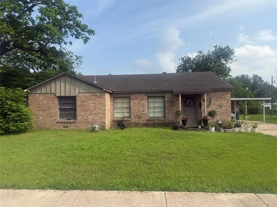 1508 E Texas Avenue, Mart, TX 76664 - #3
