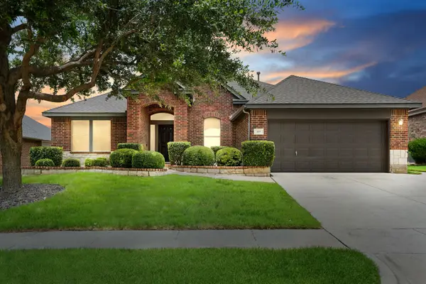419 Florence Drive, Fate, TX 75087