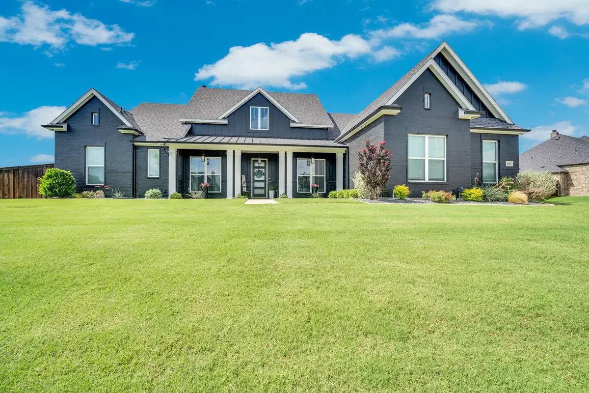 4621 Bonanza Drive, Midlothian, TX 76065 - #1