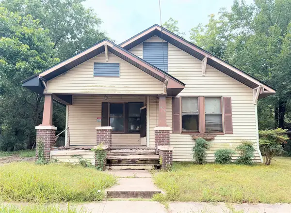 822 E Commerce Street, Mexia, TX 76667