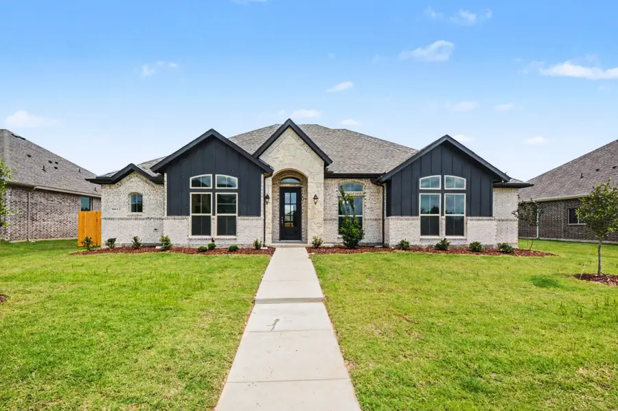 1913 Barrix Lane, Desoto, TX 75115 - #2