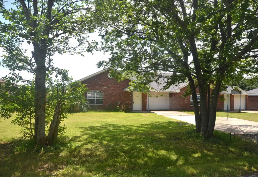105 Bryant Street #2, Pottsboro, TX 75076 - #2