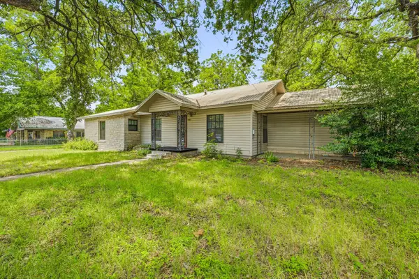 503 W Roberts Street, Gorman, TX 76454