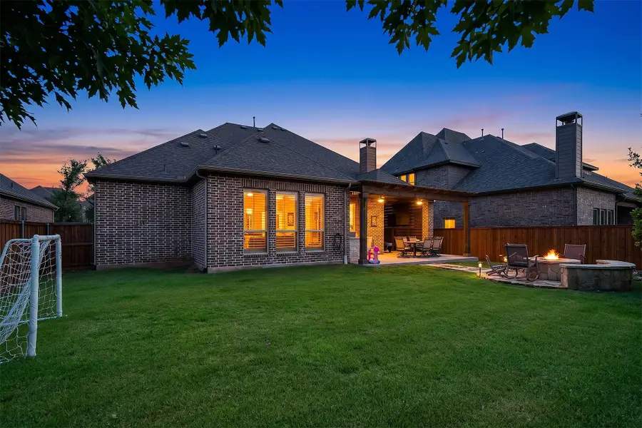 2248 Hidalgo Drive, Carrollton, TX 75010 - #2