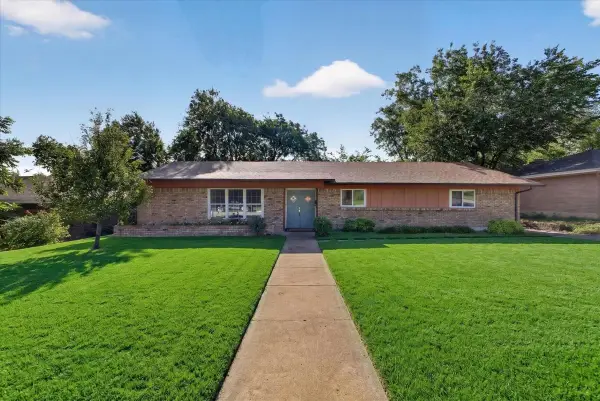 5609 Wedgworth Road, Fort Worth, TX 76133