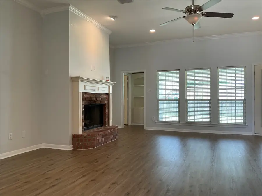212 Toluca Trail, Hewitt, TX 76643 - #3