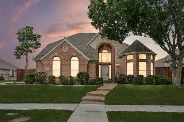 1649 Mcgee Lane, Carrollton, TX 75010