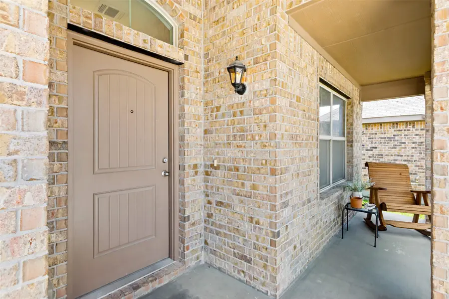 709 Wylie Street, Crowley, TX 76036 - #2