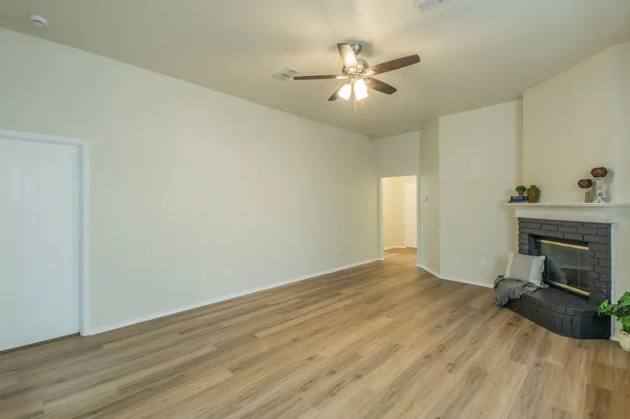 10513 Fossil Hill Drive, Fort Worth, TX 76131 - #3