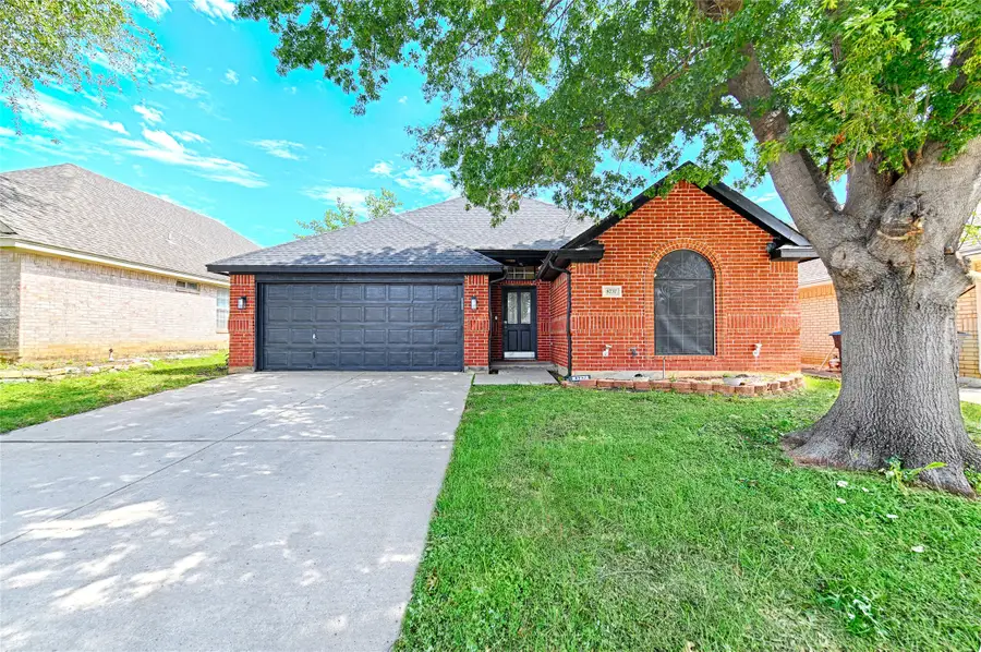 8737 San Joaquin Trail, Fort Worth, TX 76118 - #2