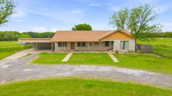 7450 E Highway 6 #3, De Leon, TX 76444