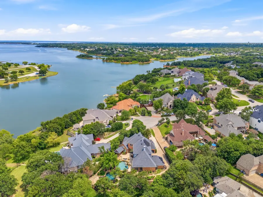 3091 Whispering Oaks Drive, Highland Village, TX 75077 - #2