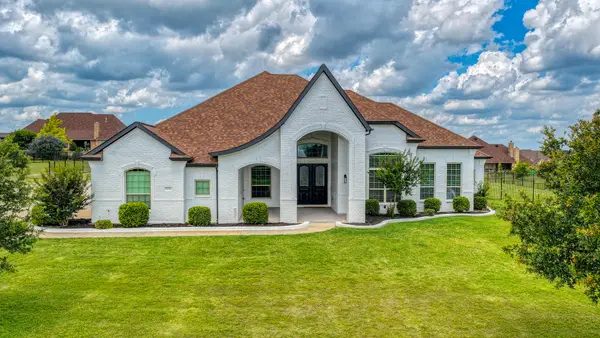 235 Bearclaw Circle, Aledo, TX 76008