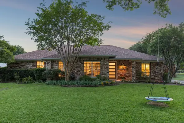 17429 Marianne Circle, Dallas, TX 75252