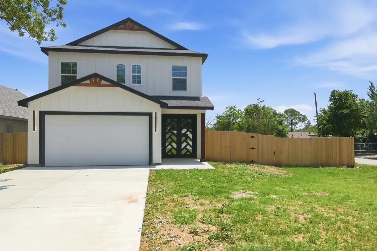 1013 Duff Court, Fort Worth, TX 76112 - #1
