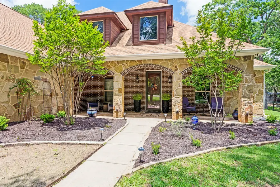 207 Overton Ridge Circle, Weatherford, TX 76088 - #2