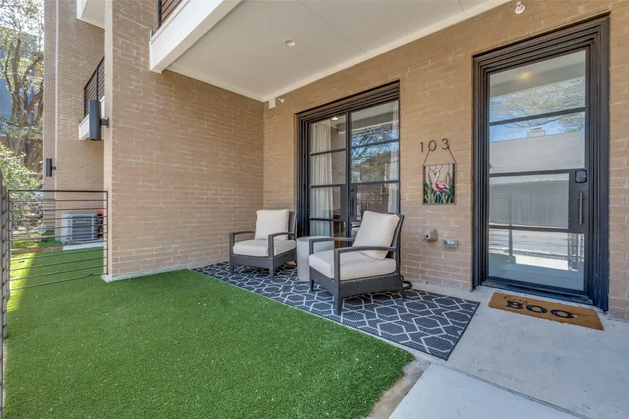 805 Pavillion Street #103, Dallas, TX 75204 - #2