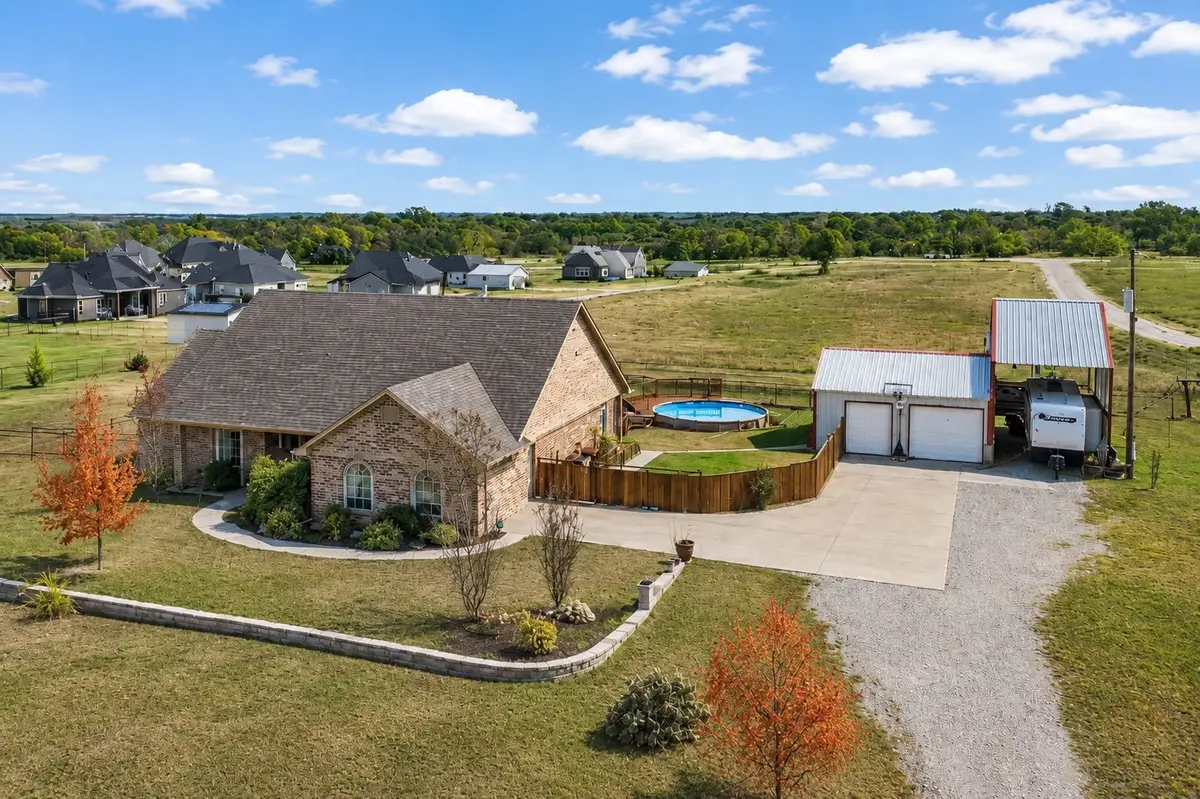 737 County Road 4699, Boyd, TX 76023 - #1
