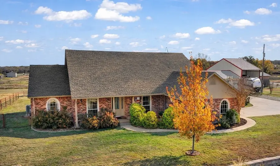 737 County Road 4699, Boyd, TX 76023 - #2