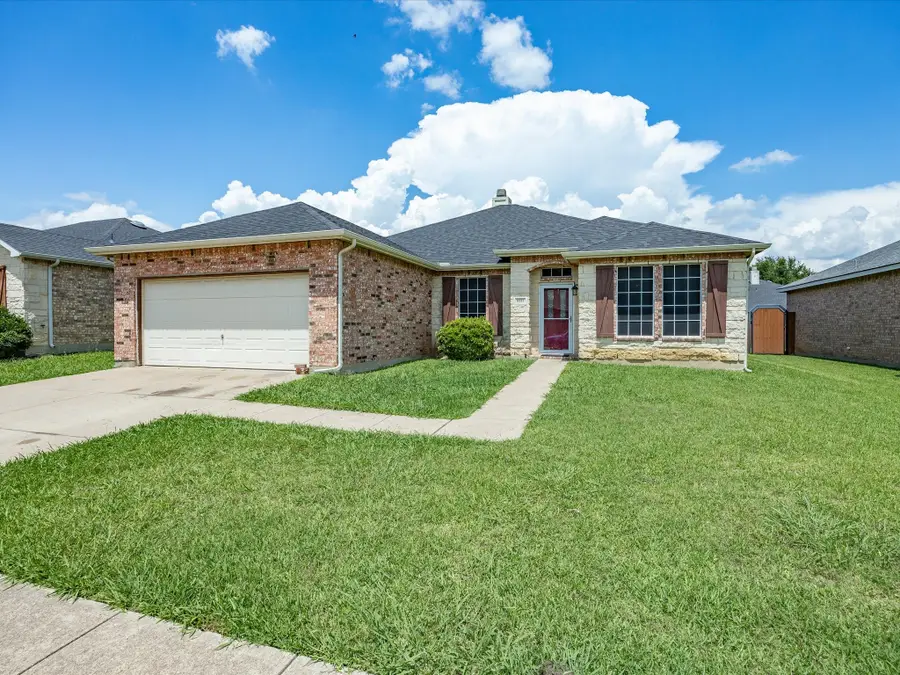 8221 Atherton Street, Arlington, TX 76002 - #2