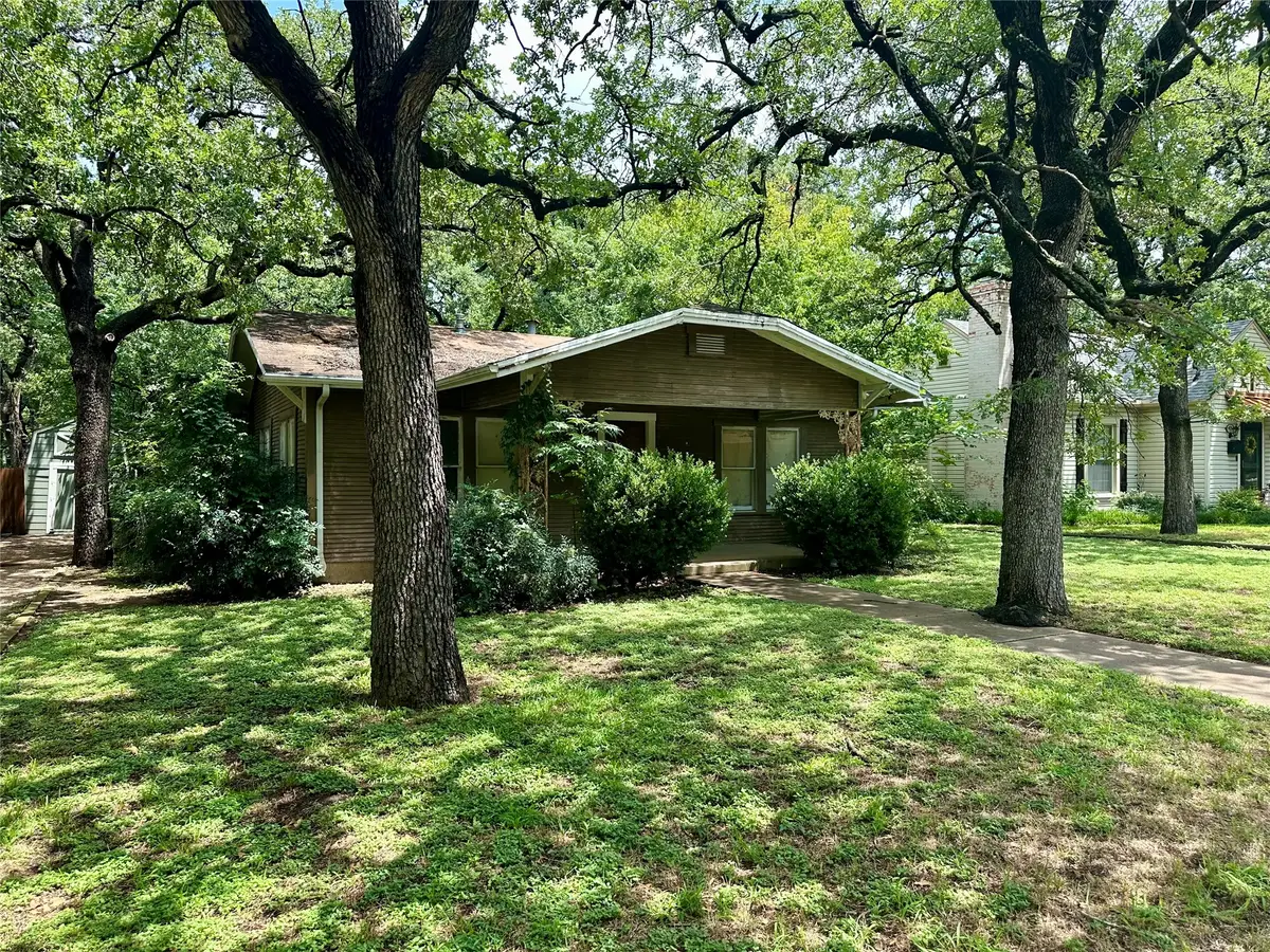 2309 Primrose Avenue, Fort Worth, TX 76111 - #1