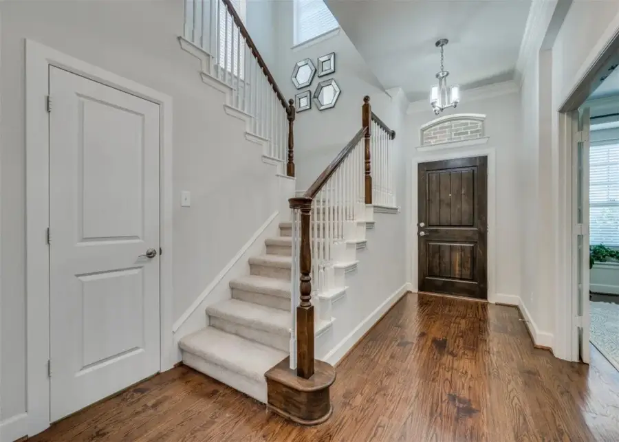 6631 Deleon Street, Irving, TX 75039 - #2
