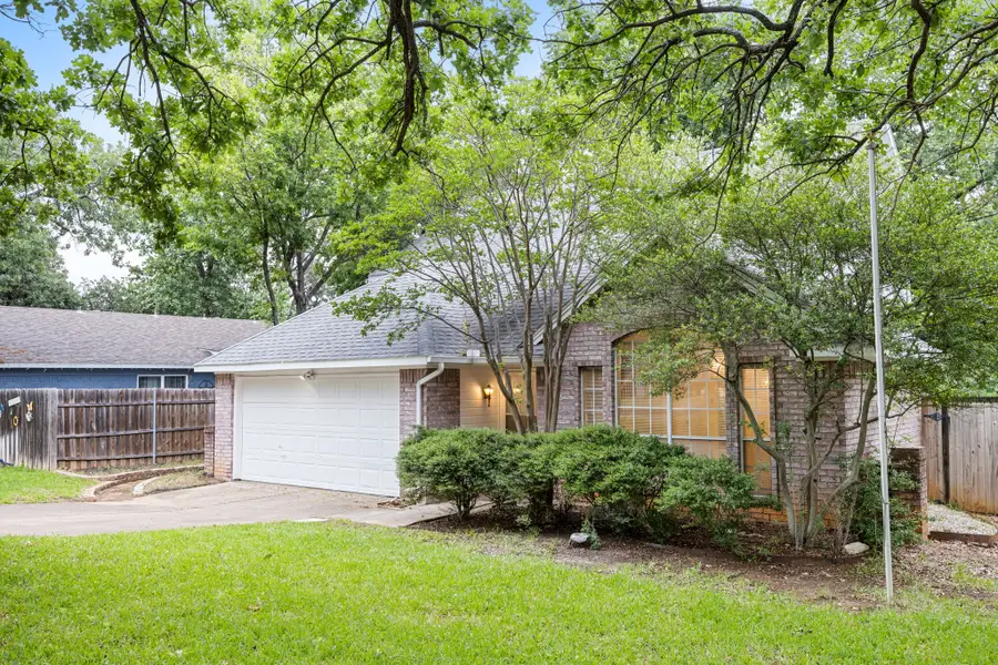 3208 Hickory Court, Bedford, TX 76021 - #2
